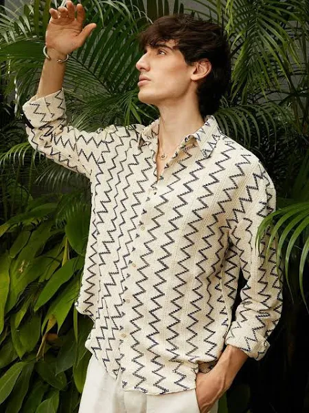 Campus Sutra Men's Printed Casual Shirt